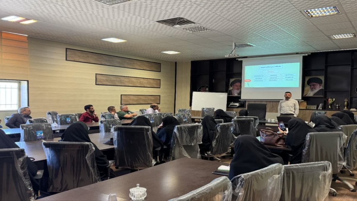 توان‌افزایی داوطلبان اجتماعی و سمن‌های کوهپایه در دومین نشست تخصصی