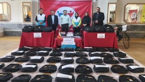 توزیع ۳۰ بسته نوشت‌افزار برای کودکان بی‌سرپرست در آستانه آغاز سال تحصیلی