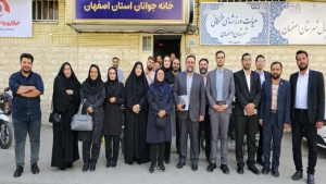 نخستین نشست مدیرکل امور جوانان وزارت ورزش با اعضای شبکه ایران یاران جوان اصفهان برگزار شد