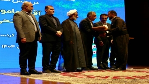 دبیر شبکه ایران یاران جوان کردستان به عنوان خادم نمونه فرهنگ عمومی کشور انتخاب شد