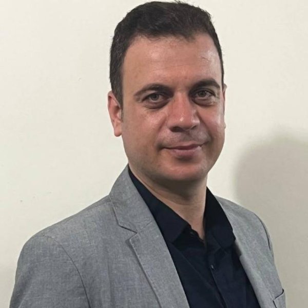 پروفایل دبیر